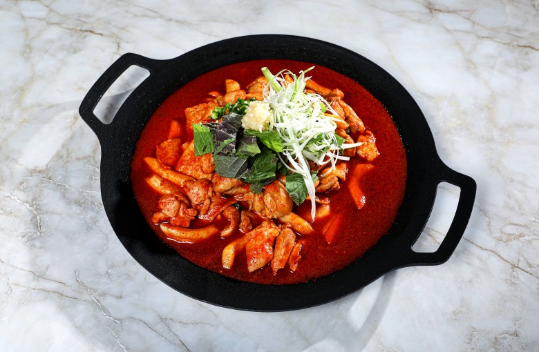 닭찌그리 (닭볶이)